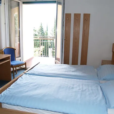 Casa Serena Готель Мальчезіне