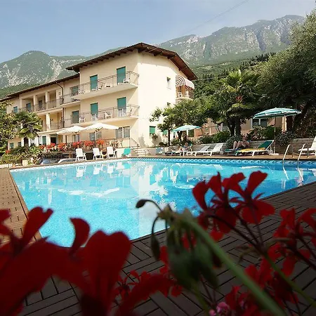Casa Serena Готель 2*