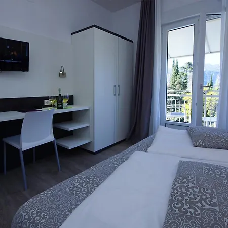 Otel Casa Serena 2*