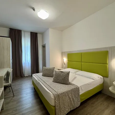 Casa Serena Отель 2*
